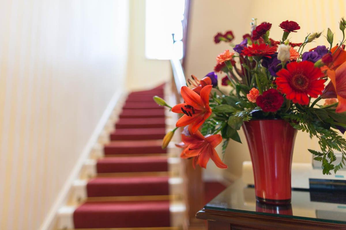 Woodland House Hotel Dumfries Bagian luar foto