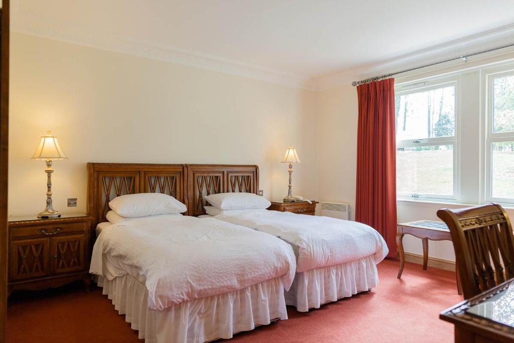 Woodland House Hotel Dumfries Ruang foto
