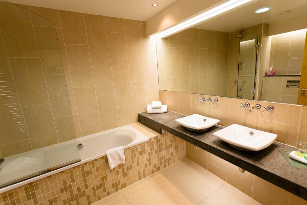 Woodland House Hotel Dumfries Ruang foto