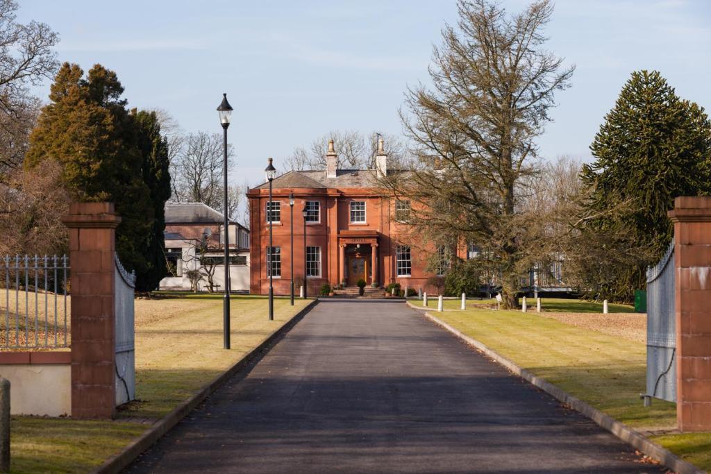 Woodland House Hotel Dumfries Bagian luar foto